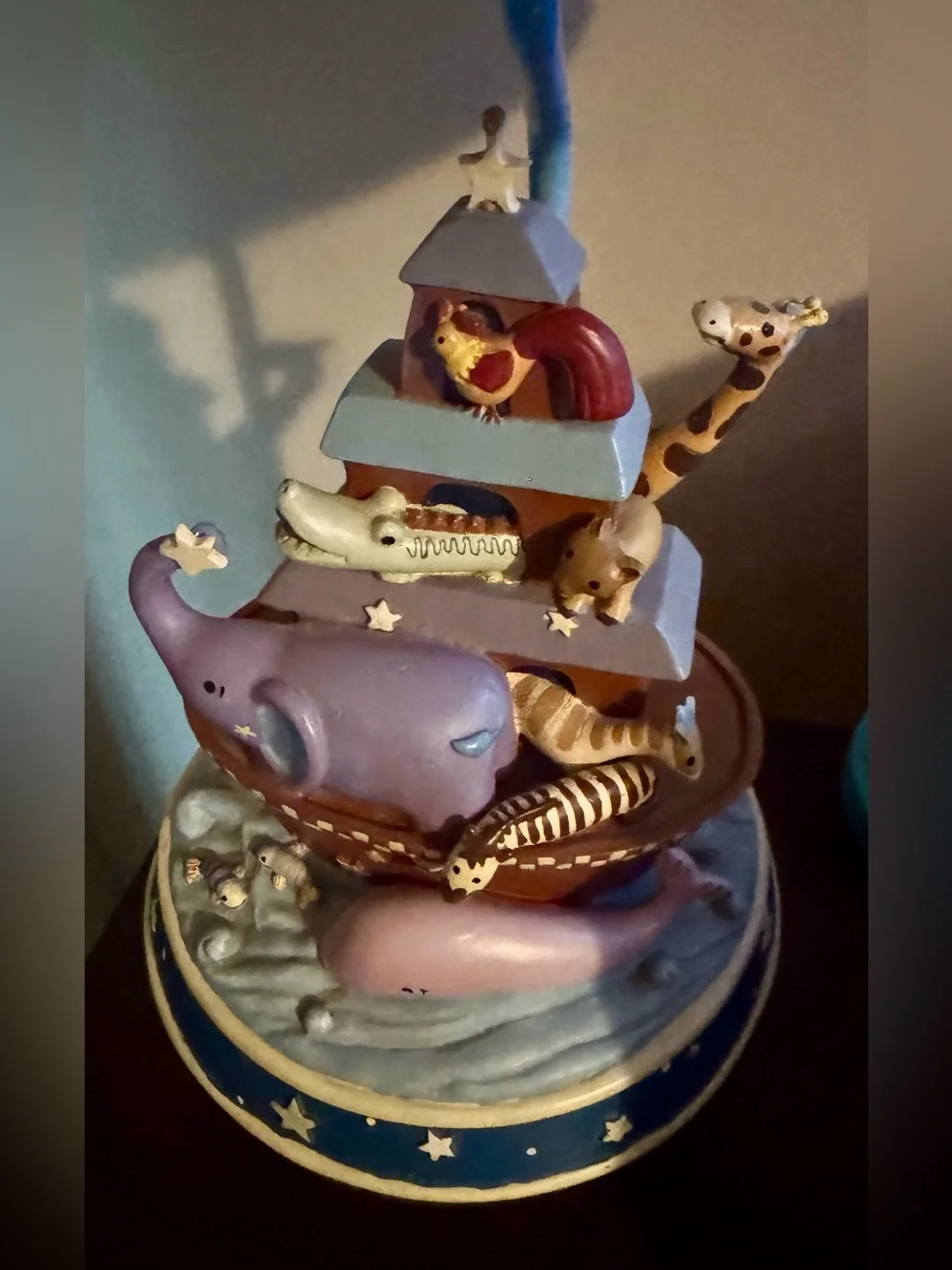 🌈 Noah's Ark Nursery Lamp with Blue Star Shade 🐘🦒